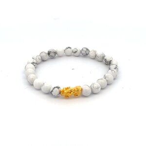 18K Gold Pixiu Piyao Dragon Bracelet Natural White Howlite Gemstones 6mm Elastic